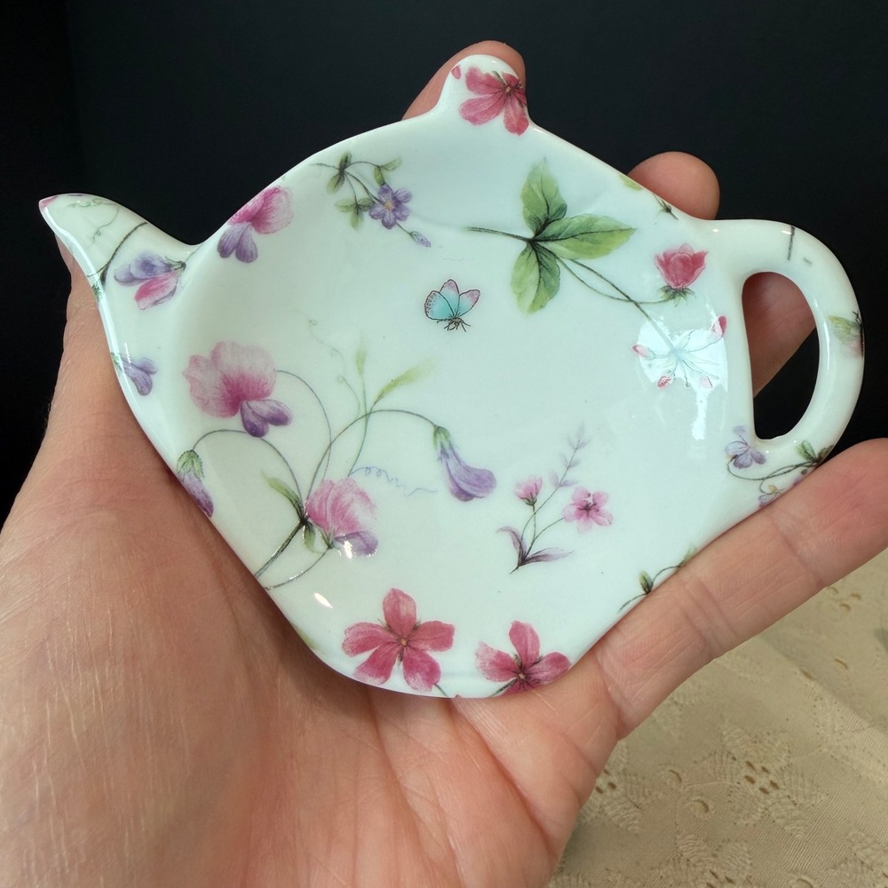A‎ Special Place Floral Teapot Tea Bag Rest Set of 2 Ceramic Butterfly - Picture 2 of 6